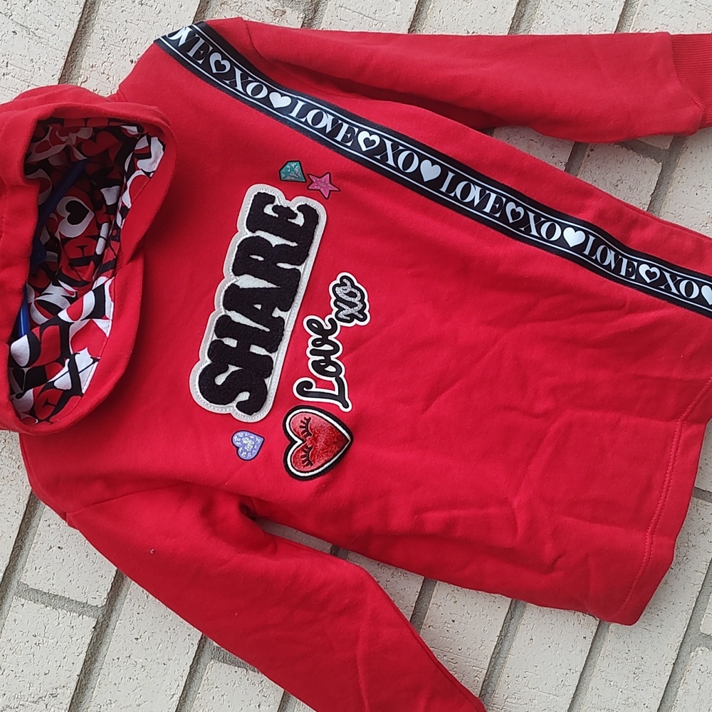 Red Hoodie* - Picture 5 of 11